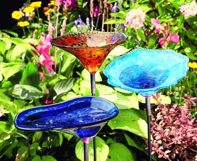 Gör dig själv-trädgård-plug-glas-bubblor-blå-orange-konstnärligt-vatten-full