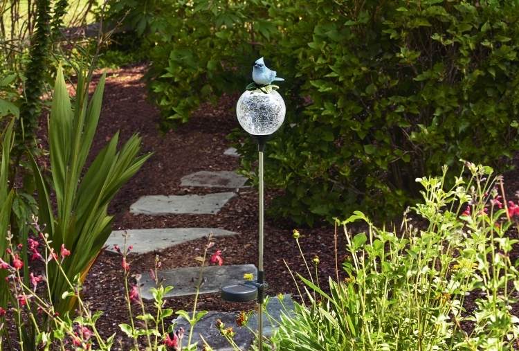 Trädgårdskontakt-gör-det-själv-fåglar-ljus-solcell-glas-keramik