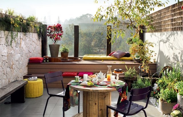 trä trädgårdsbord idéer-kabelrulle-toskansk stil