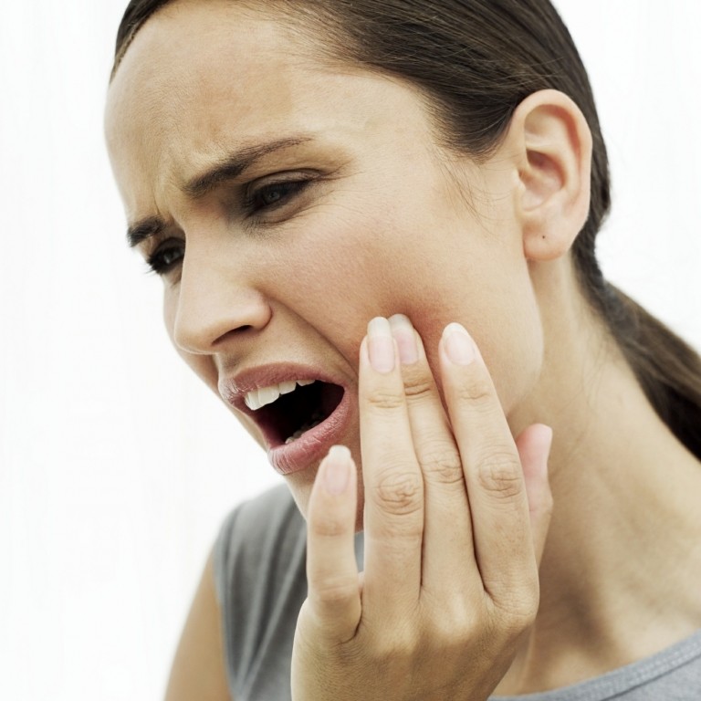 Tandvärk känns när smärtan strålar ut i örat