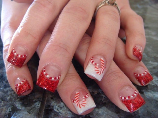 nageldesign julröd effektivt foto