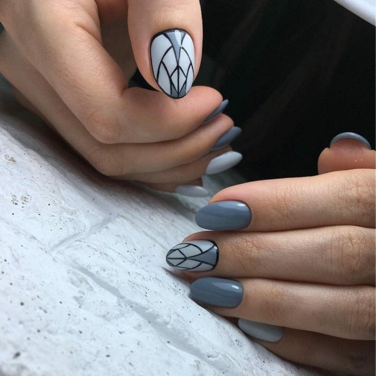 gel naglar grå olika nyanser svarta geometriska figurer