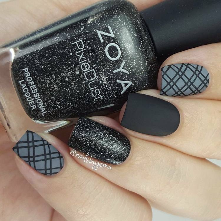 gel naglar grå matt svart skimrande mönstrad nageldesigntrend