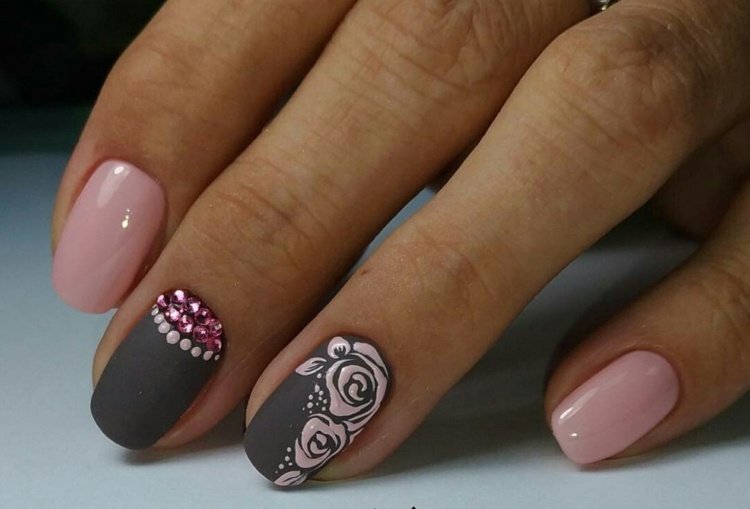 gel naglar grå matt rosa ros strass kort naglar