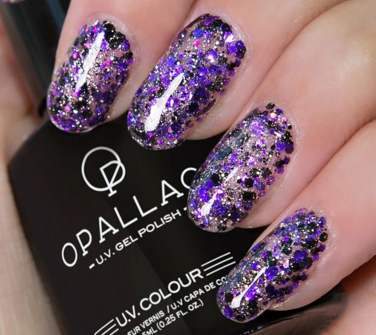 gel naglar med glitter lila-grov-elegant-fest-look