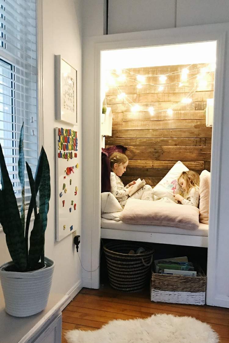 Gör om garderoben till en läs- eller sovplats med sagoljus