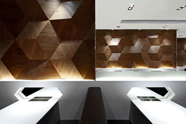 restaurang design geometriska figurer trä väggbeklädnad