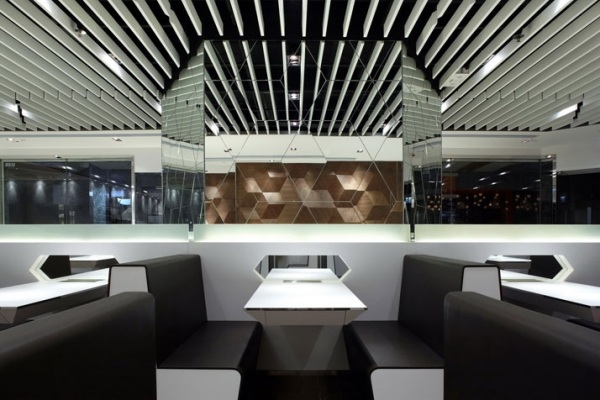 modern restaurang design spegel vägg fairwood kompisar café