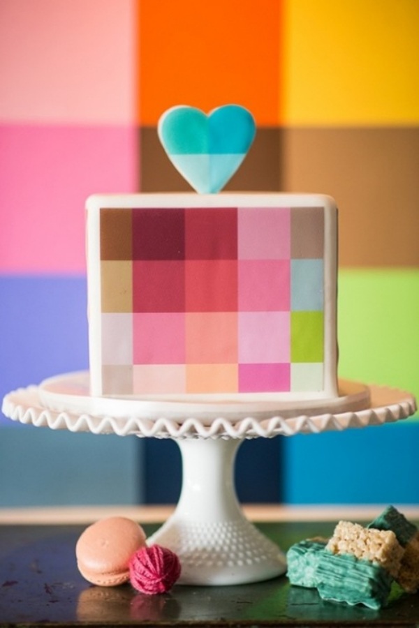 Bröllopstårta - ovanlig - fyrkantig - hjärtfärgad