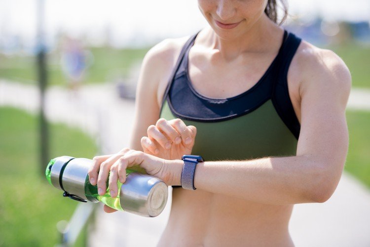Gåvor till fitnessfans Smartklocka när du joggar