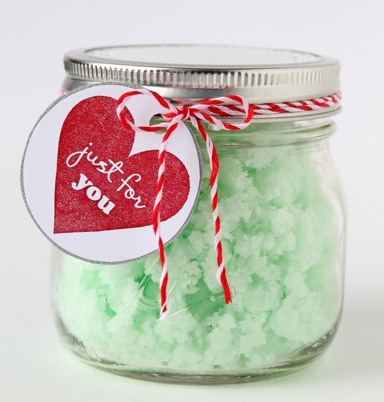 gåvor-glas-mint-hudvård-diy-peeling