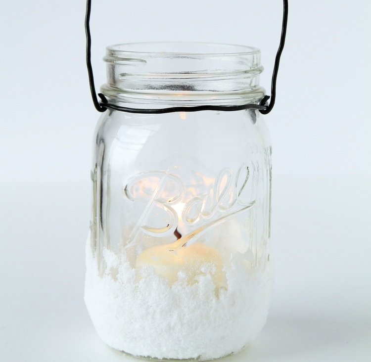 gåvor-glas-diy-ljus-dekorera-konstgjord-snö-tråd-handtag-lykta