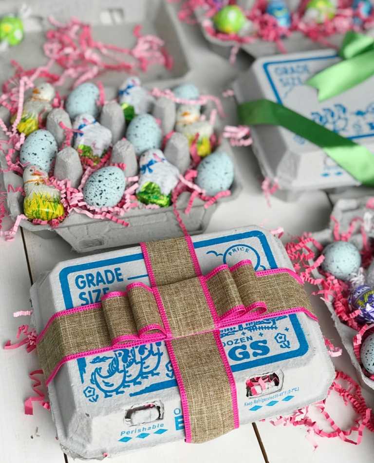 Eggkarton presentförpackning DIY instruktioner Barns födelsedagsöverraskning
