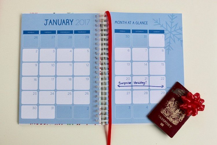 presentförpackningar gör resekuponger kreativa idéer gör semesterkuponger själv kalenderdagbok markera datumet