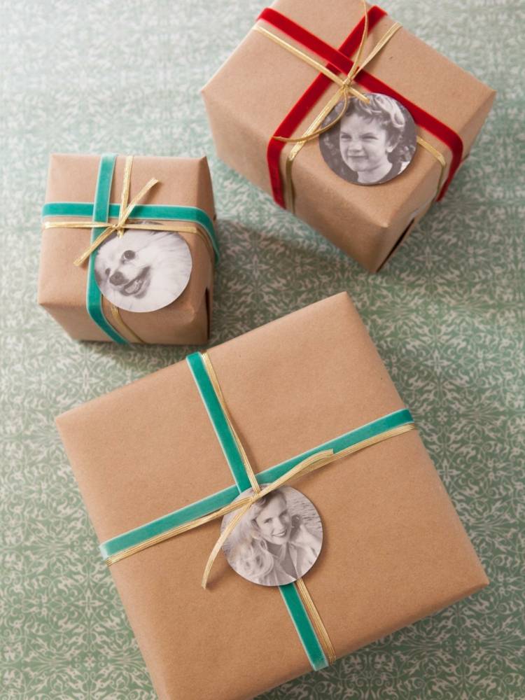 presentförpackning tinker foton svart och vitt deco idé band ljus blått rött