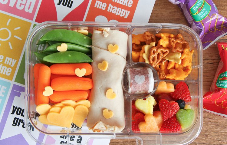 hälsosamma mellanmål-skolbarn-lunch-klipp-ut-figurer-frukt-grönsaker