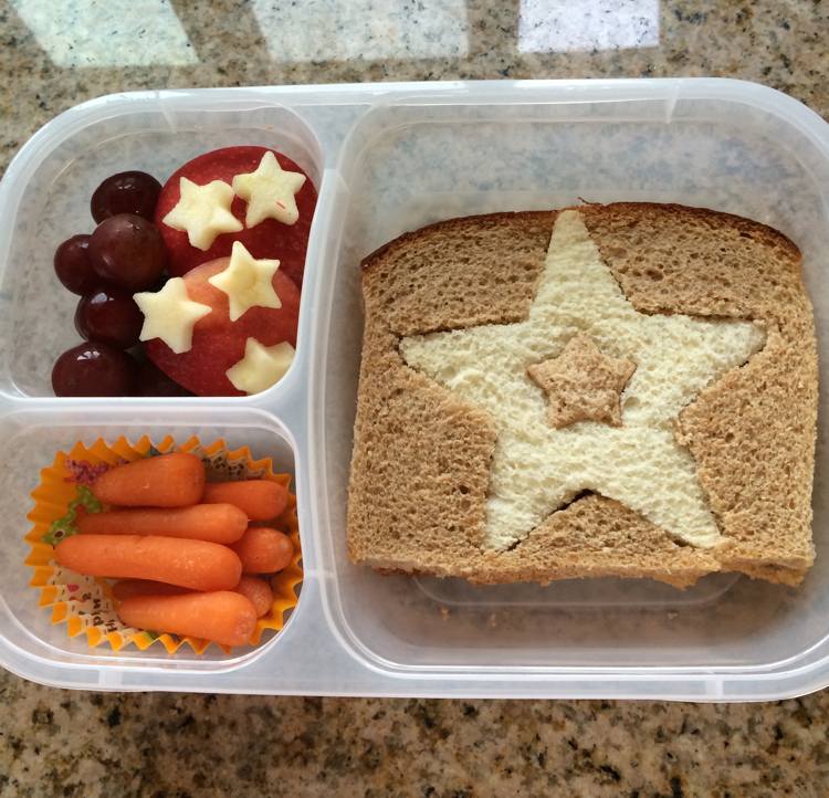 friska-mellanmål-skolbarn-lunch-bröd-svart-vit-stjärna