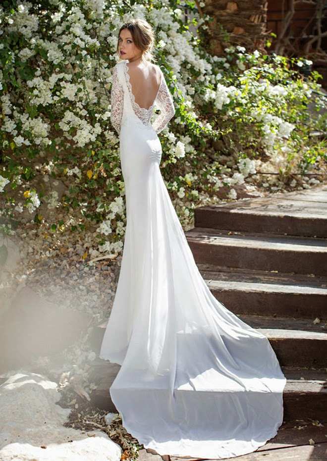 Designer-bröllopsklänningar-Julie-Vino-bröllopsklänning-lång-tåg-ärmar