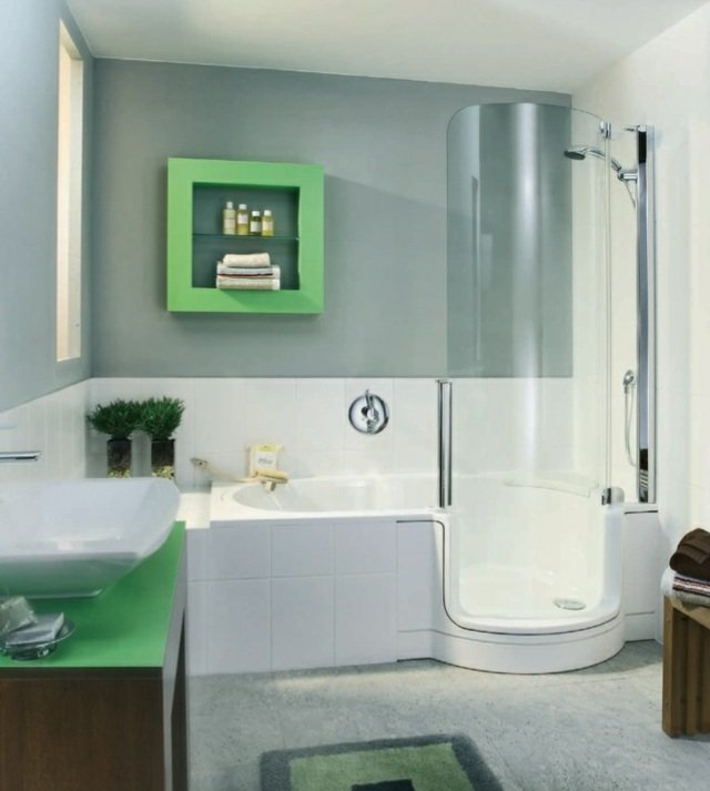 Grön-och-grå-i-badrummet