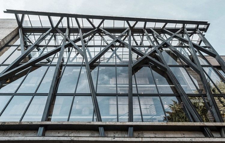 glas-betong-stål konstruktion-arkitektur