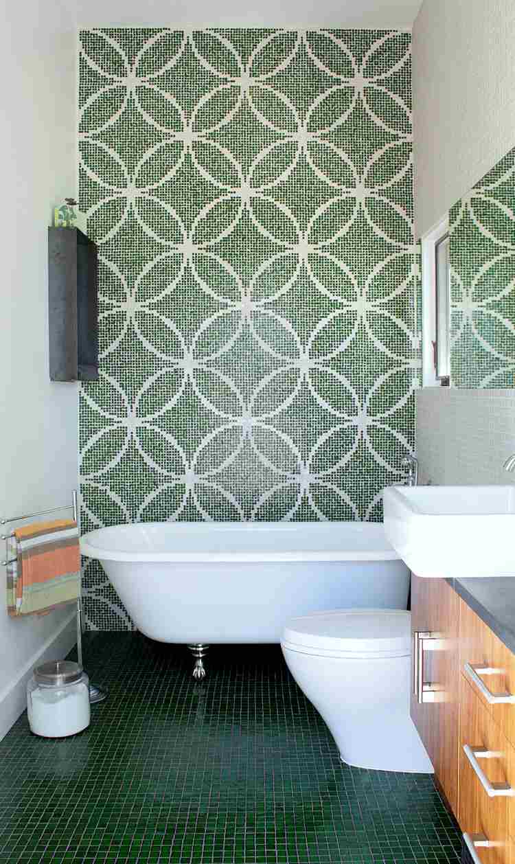 glasplattor-mosaik-design-badrum-vintage-grönt-vitt-mönster