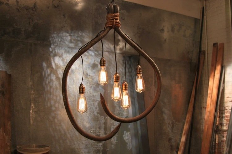 glödlampa-lampa-dekoration-idé-trä-stol-edison-design