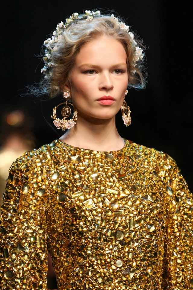 2014-Dolce-Gabbana-modetrender-guld