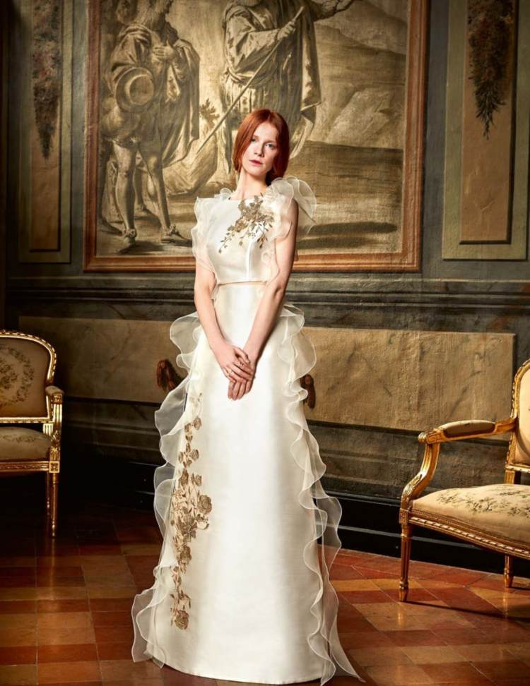 gyllene bröllopsklänning chiffong organza stickad