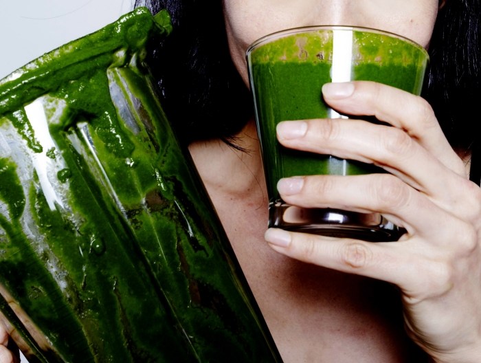 Grön-Superfoods-Smoothies-hälsosam mat