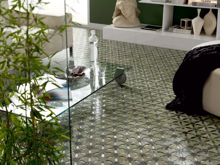 Gröna golvplattor vardagsrum natur mönster idéer