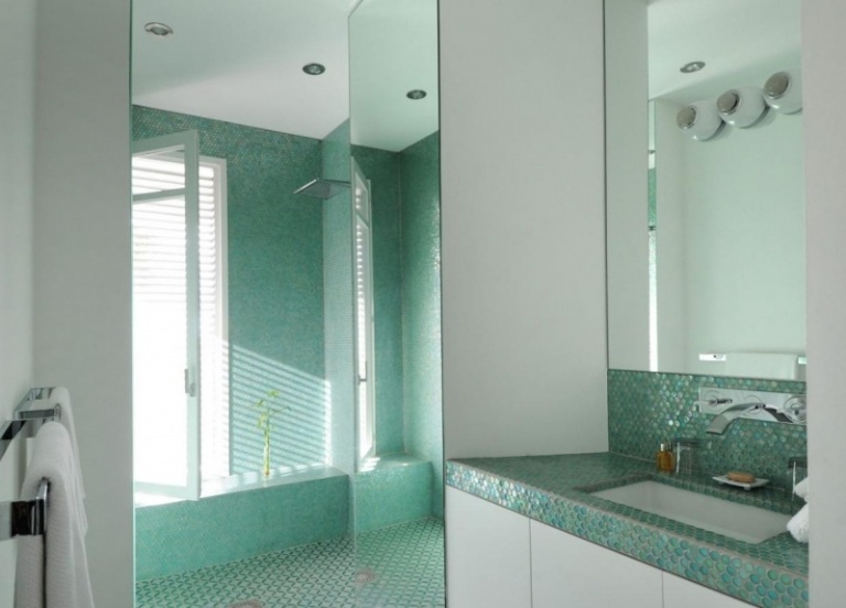 Gröna golvplattor-badrumsdesign-vita-idéer