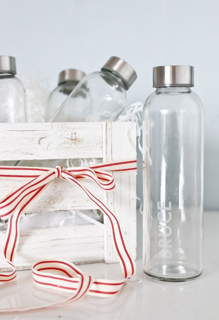 Hållbara presentidéer återanvändbara glasflaskor