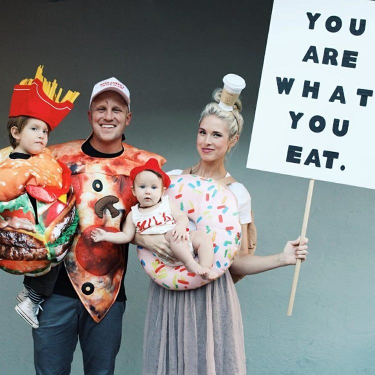 grupp-kostymer-karneval-familj-snabbmat-idéer-munk-pizza-hamburgare