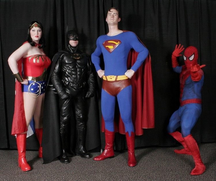 grupp-kostymer-karneval-superhjälte-idéer-karneval