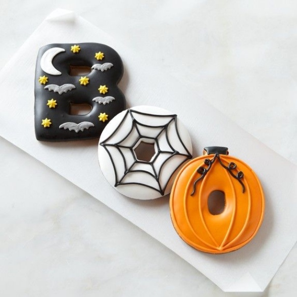 skrämmande-Halloween-motiv-mat-servering-dekorera pepparkakor