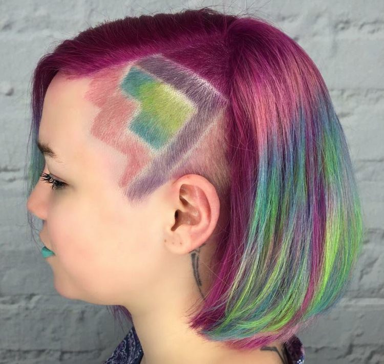 kort bob sidecute pastell färg zigzag hår tatuering