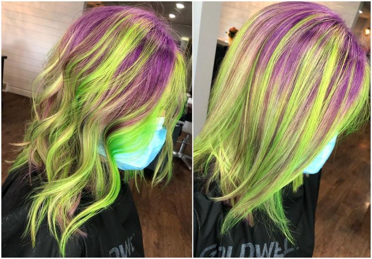 neongrönt och lila hår