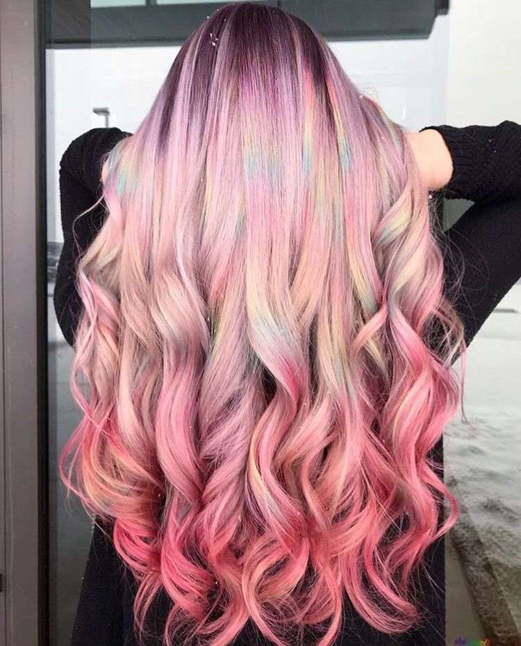 Konfetti rosa långt hår med färgglada höjdpunkter