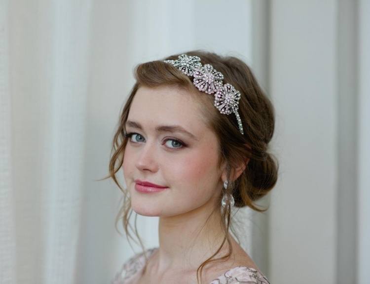 hårtillbehör-bröllop-pannband-strass-blommor