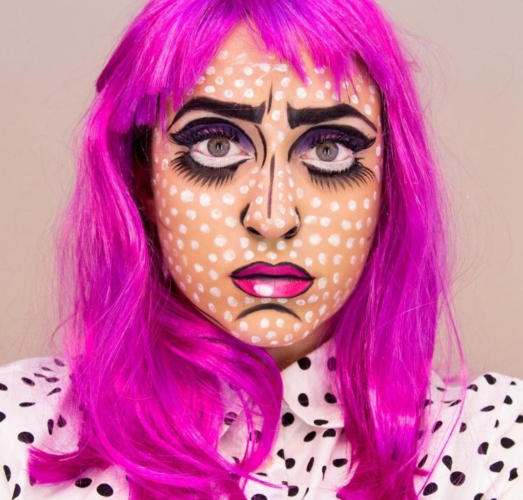 Halloween-bilder -docka-läskiga-hår-peruk-rosa-falska-ögonfransar