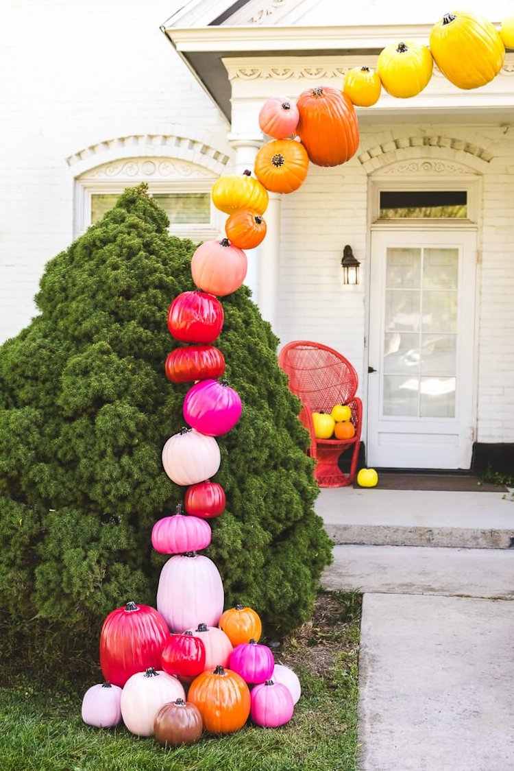 Gör Halloween -dekorationer till gården själv