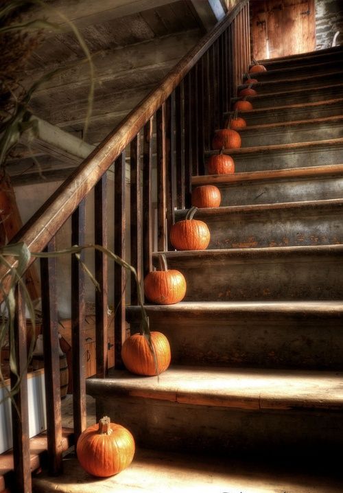 trappor dekoration utanför pumpor höst halloween