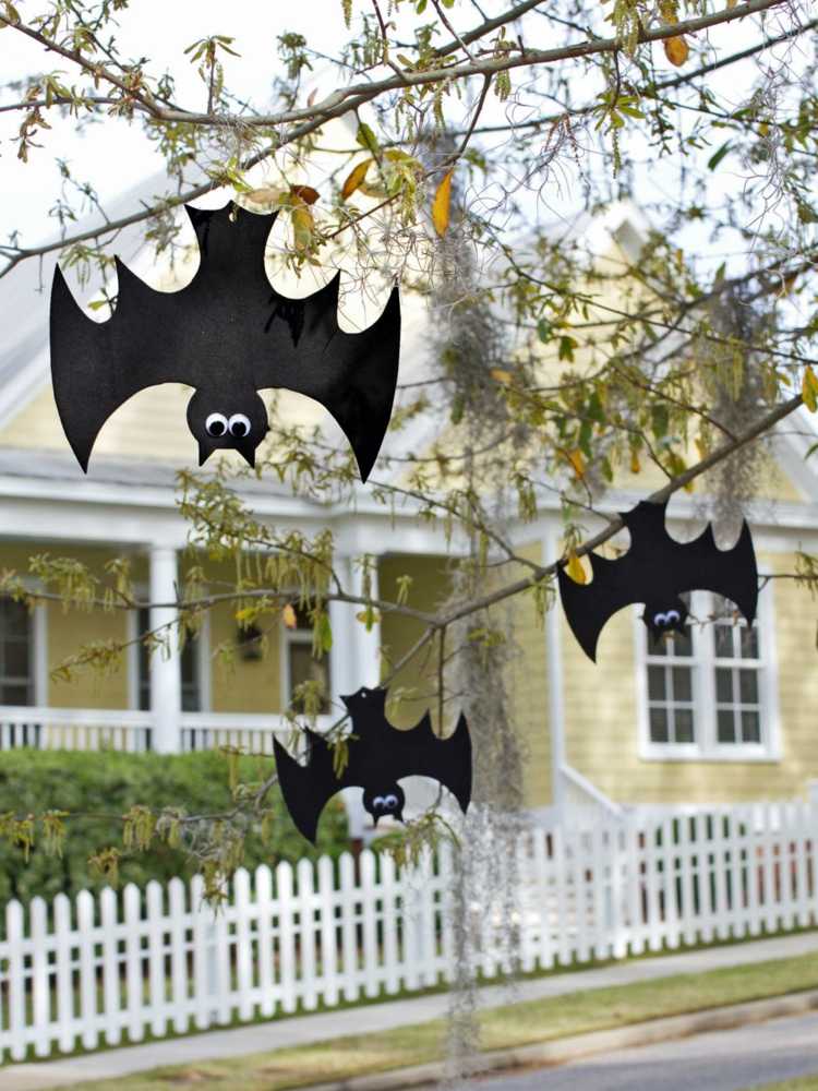 gör-det-själv halloween trädgårdsdekorationer fladdermöss svart papper
