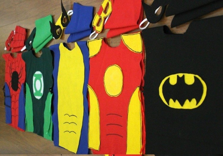 halloween-förklädnad-män-gör-själv-superhjälte-kostymer-utan-filt