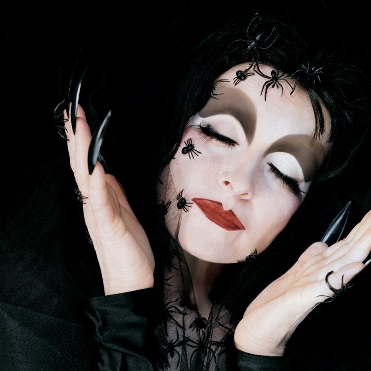 halloween kostym idéer häxspindlar ansikte makeup idé