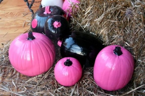 ovanliga pumpor rosa svartmålade halloween