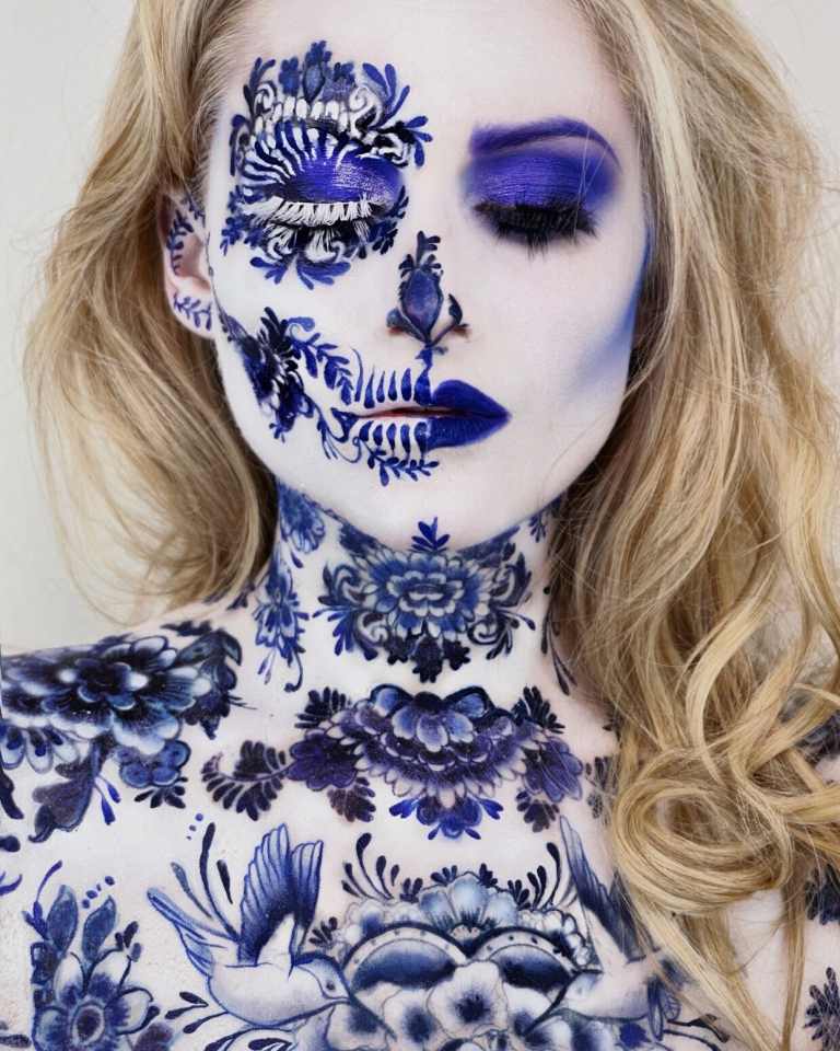 Ghost make up blommor i ansiktet, måla smink idéer för Halloween
