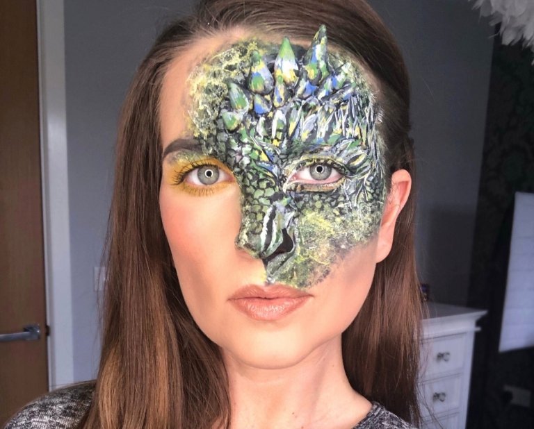 Make up från Game of Thrones-inspirerade drake-smink
