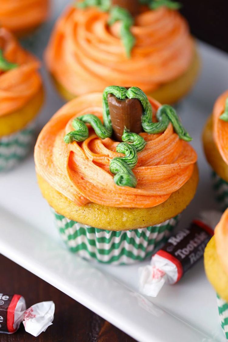 muffins halloween dekorera pumpa kola söt fingermat