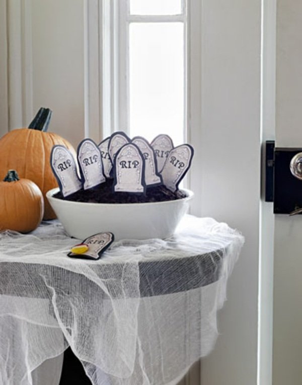 Halloween festdekorationer slickepinnar gravstenar